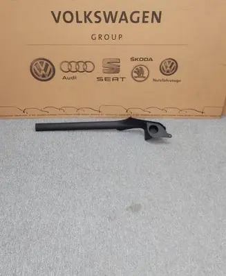 Audi A3 S3 8V Front sill trim cover 8V3853906A