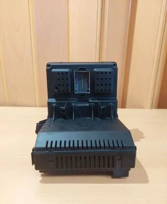 Volvo V70 Fuse module 30765149