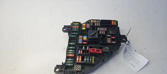 BMW 5 F10 F11 Fuse module 9234423 217033452F 01482748