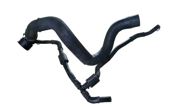 Engine coolant pipe/hose