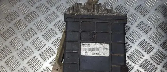 Volkswagen PASSAT B4 Engine control unit/module 0281001411 028906021DD