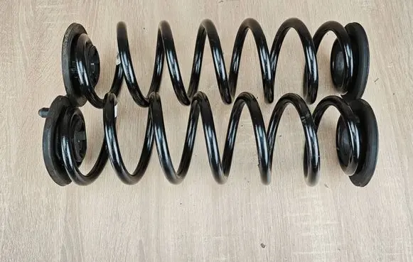 Audi Q3 F3 Rear coil spring 5Q0511115