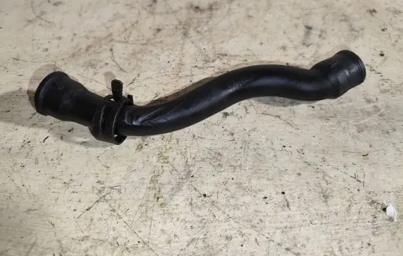 Ford Galaxy Breather hose/pipe 028103493 116346
