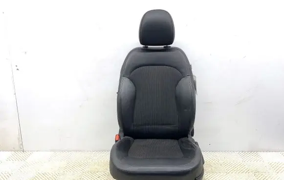 Hyundai ix35 Front driver seat