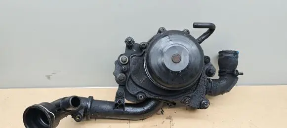 Mercedes-Benz C W204 Water pump