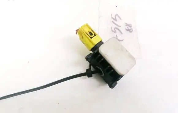 Mercedes-Benz R W251 Airbag deployment crash/impact sensor 0038202826