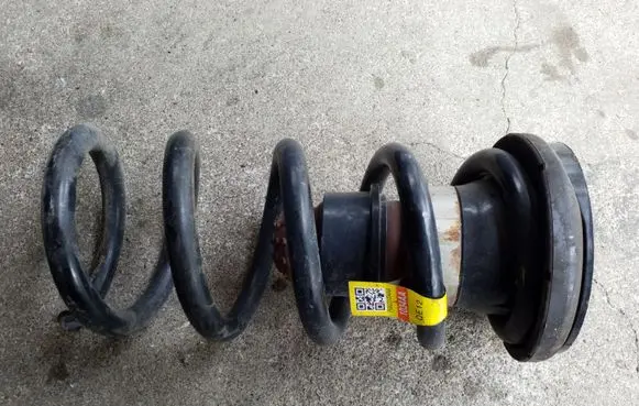 Chrysler Pacifica Rear coil spring 68231034AA