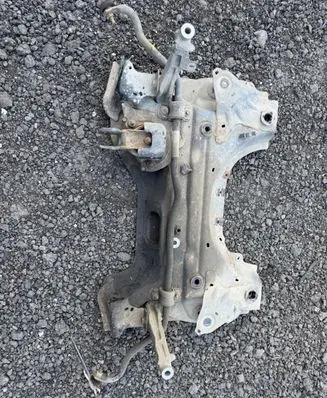 Peugeot 308 Front axle beam