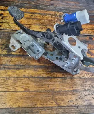 Ford Focus Brake pedal 3M5T13480AC 6V512450AF