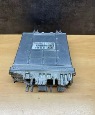 Audi A4 S4 B5 8D Engine control unit/module 028906021GN 28SA3361 0281001660