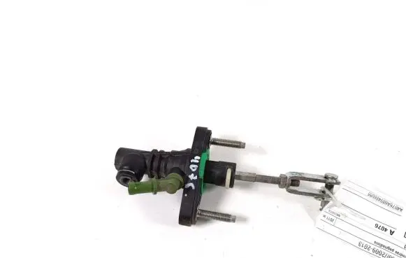 Clutch master cylinder