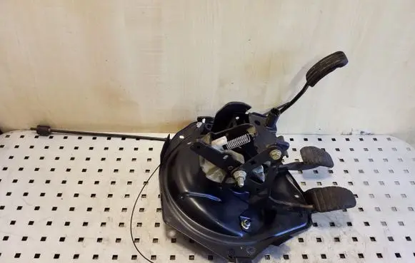 Renault Clio II Pedal assembly 