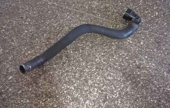 Volvo S60 Air intake hose/pipe 31329045