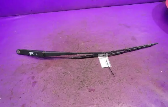 Fiat Stilo Front wiper blade arm 46814352