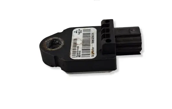 Mitsubishi Outlander Airbag deployment crash/impact sensor 39754C 8651A143
