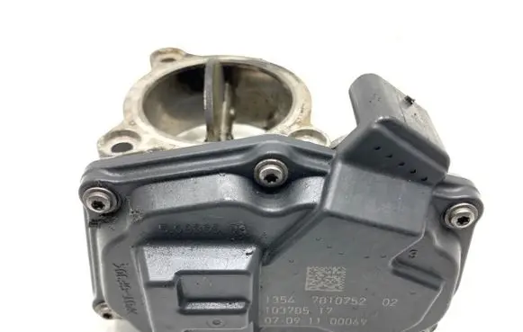 BMW 5 F10 F11 Engine shut-off valve 7810752