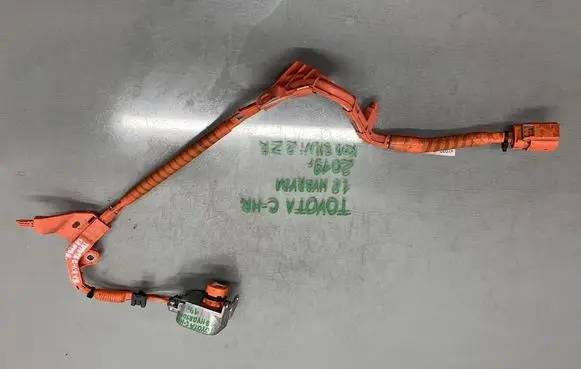 Toyota C-HR I Electric car charging cable 