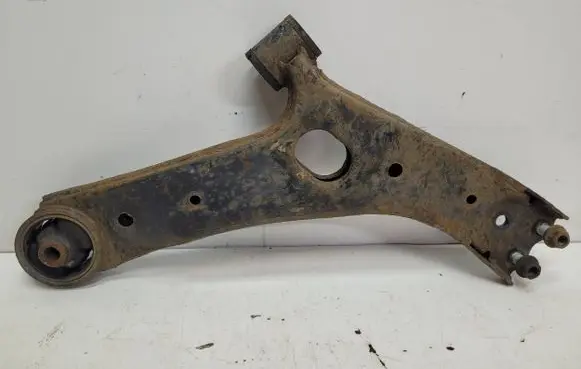 KIA Sportage Front lower control arm/wishbone