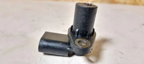Audi A6 S6 C6 4F Crankshaft position sensor 06e906433