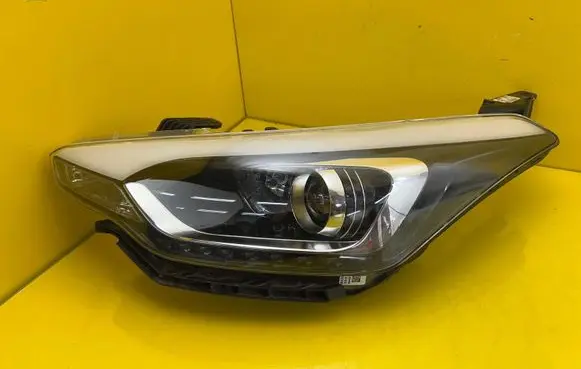 Hyundai i20 (GB IB) Headlight/headlamp 92101C8200