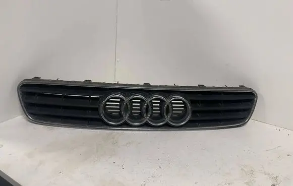 Audi A3 S3 8L Front grill 8L0807683