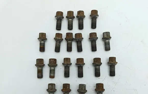 Mercedes-Benz ML W163 Nuts/bolts 