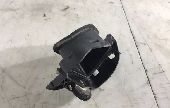 Mercedes-Benz Sprinter W901 W902 W903 W904 Dashboard side air vent grill/cover trim A9016800258