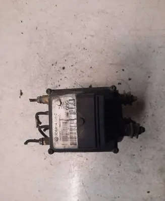 Volkswagen PASSAT B6 ABS Pump 3C0614109C 16431501C 16431601