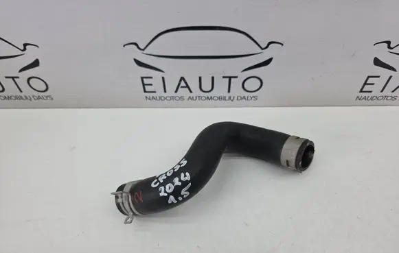 Engine coolant pipe/hose