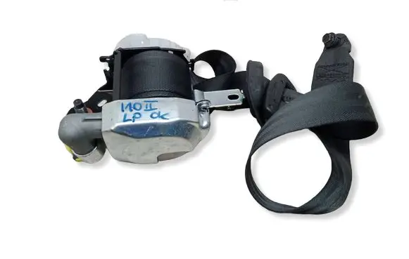 Hyundai i10 Front seatbelt 88810B9100