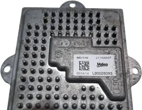 Jaguar F-Type LED ballast control module L90028083 90028083