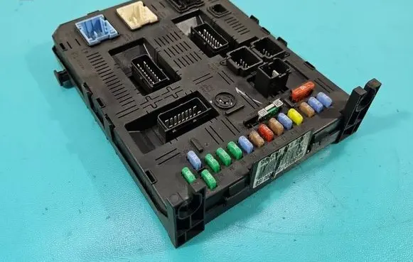 Citroen C5 Central body control module 9661940480 IMPRK1537328