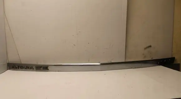 Opel Antara Tailgate trim 