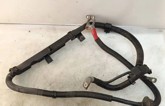 Positive cable (battery)