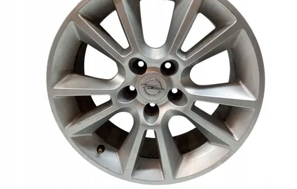 Opel Vectra C R17 alloy rim 