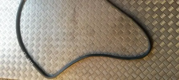 Front door rubber seal