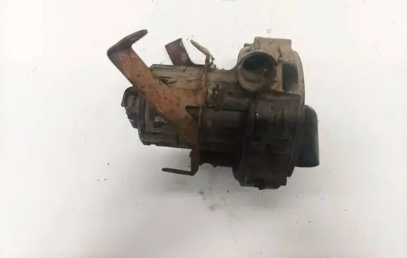 BMW X5 E53 Secondary air pump 72216665 11.72-1437910