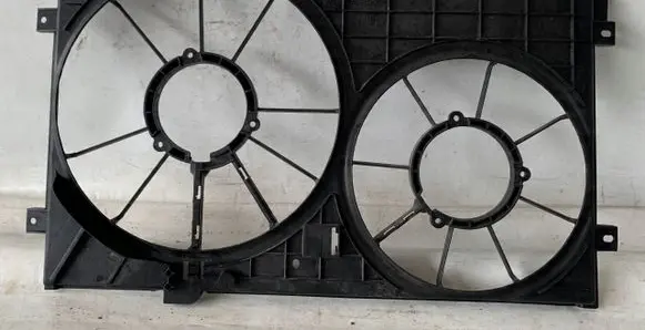 Audi A4 S4 B5 8D Radiator cooling fan shroud 1K0121207BB