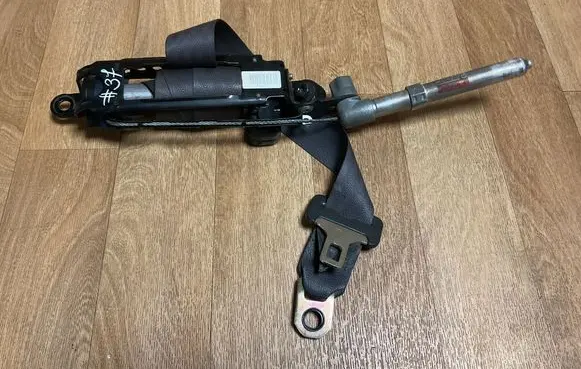 Volvo S40, V40 Front seatbelt P867721
