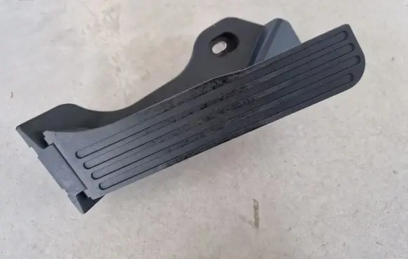 Skoda Yeti (5L) Accelerator throttle pedal 1K1721503BD