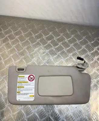 Subaru Legacy Sun visor