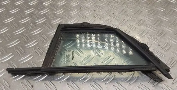 Toyota Yaris Front door vent window glass four-door 43R00097
