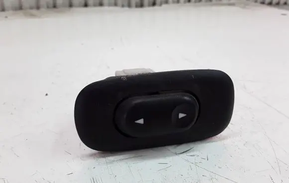 Ford Maverick Electric window control switch