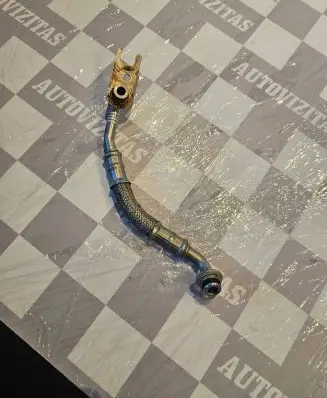 Porsche Macan (95B) Turbo turbocharger oiling pipe/hose 94610602731