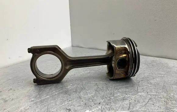 BMW 5 E60 E61 Piston with connecting rod 7586491 7576700 7577581
