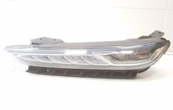 Hyundai Kona I LED Daytime headlight 92207J90