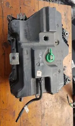 Renault Trafic III (X82) AdBlue liquid reservoir 4113301AA