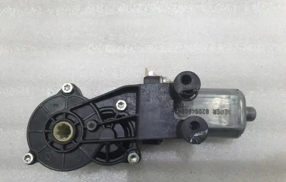 Mercedes-Benz ML W164 Seat adjustment motor 0390203213
