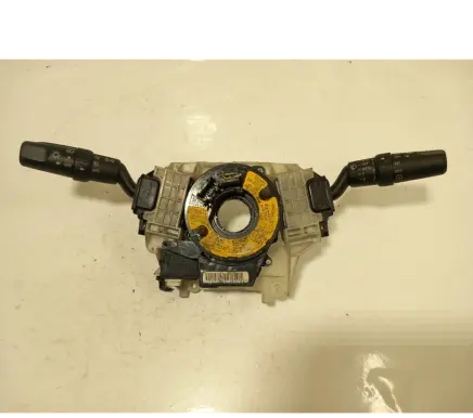 Mazda 3 I Wiper turn signal indicator stalk/switch 17d682