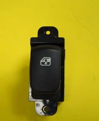 KIA Carens III Electric window control switch 935801D5010G